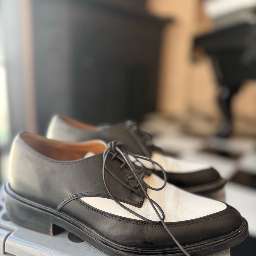 Givenchy Black & White Oxfords‎ - Picture 4 of 6